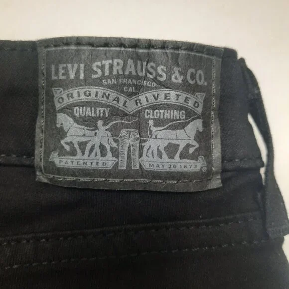 NWOT❗️Levi Strauss & Co. 711 Skinny Jeans Mid Rise W26 L30. - Picture 3 of 4